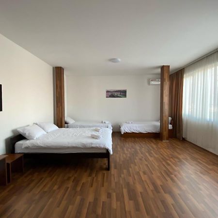 Hostel Prenokjishte Nama Kumanowo Zewnętrze zdjęcie