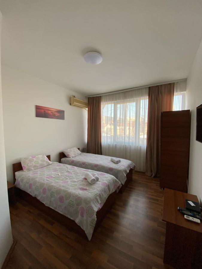 Hostel Prenokjishte Nama Kumanowo Zewnętrze zdjęcie