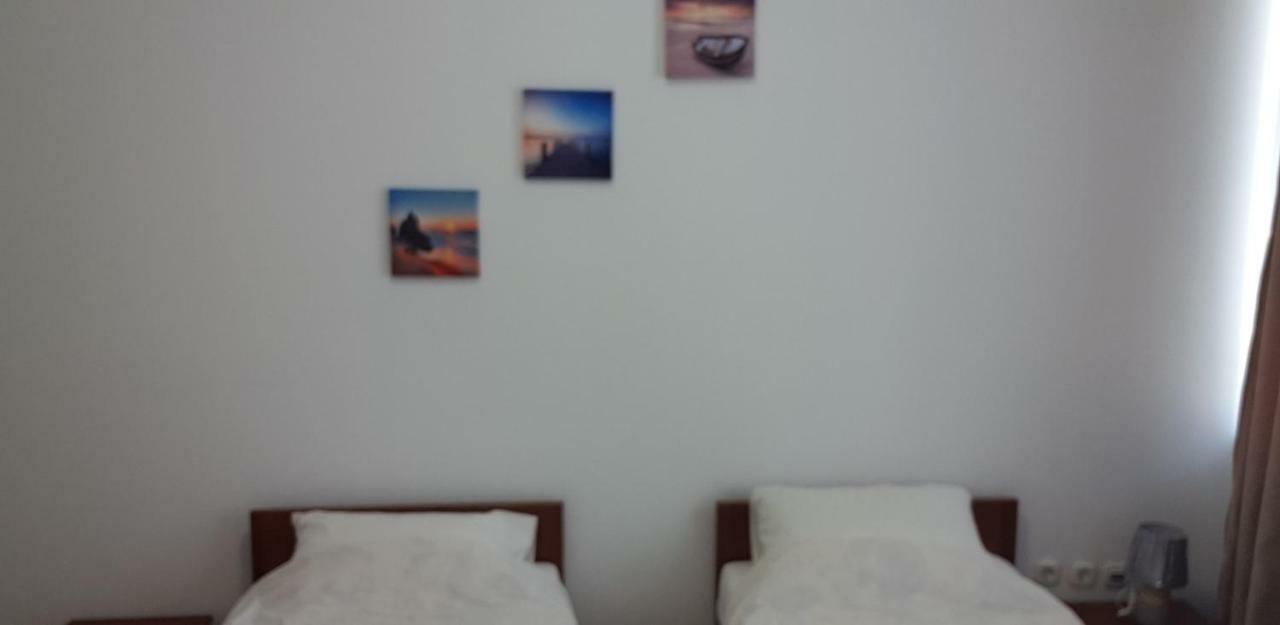 Hostel Prenokjishte Nama Kumanowo Zewnętrze zdjęcie