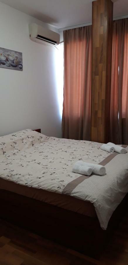 Hostel Prenokjishte Nama Kumanowo Zewnętrze zdjęcie